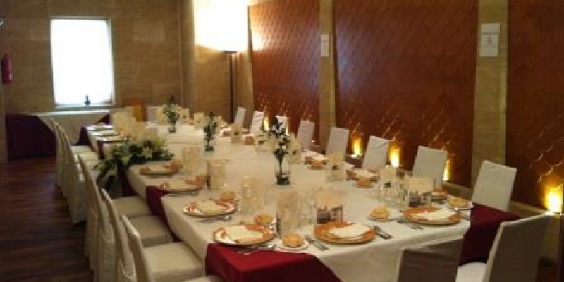 Cenas de Navidad para empresas en el centro de Salamanca con Eventura.